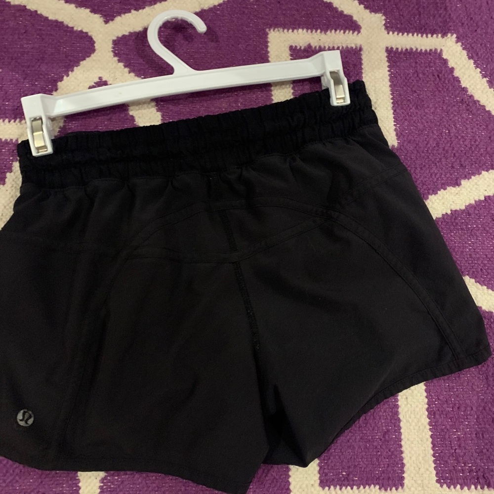 Lulu lemon Tracker shorts 4 inch